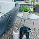 Luxurious With Sauna & Outdoor Hot Tub 度假居 *