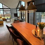 Luxurious With Sauna & Outdoor Hot Tub 度假居 Hejls