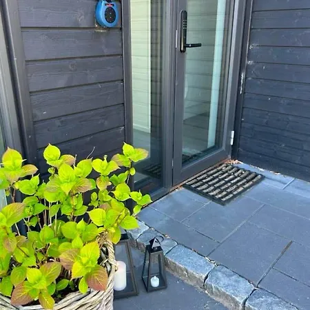 펜션 Luxurious With Sauna & Outdoor Hot Tub *