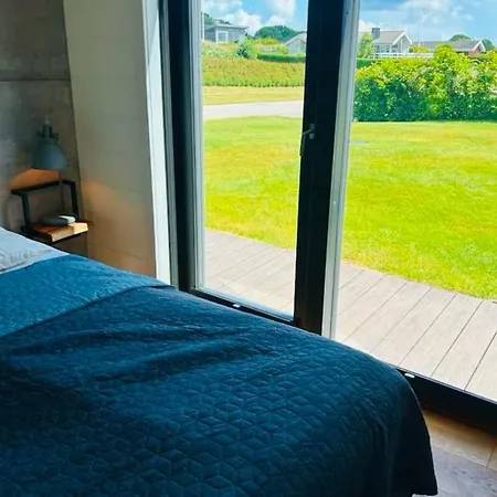 펜션 Luxurious With Sauna & Outdoor Hot Tub *